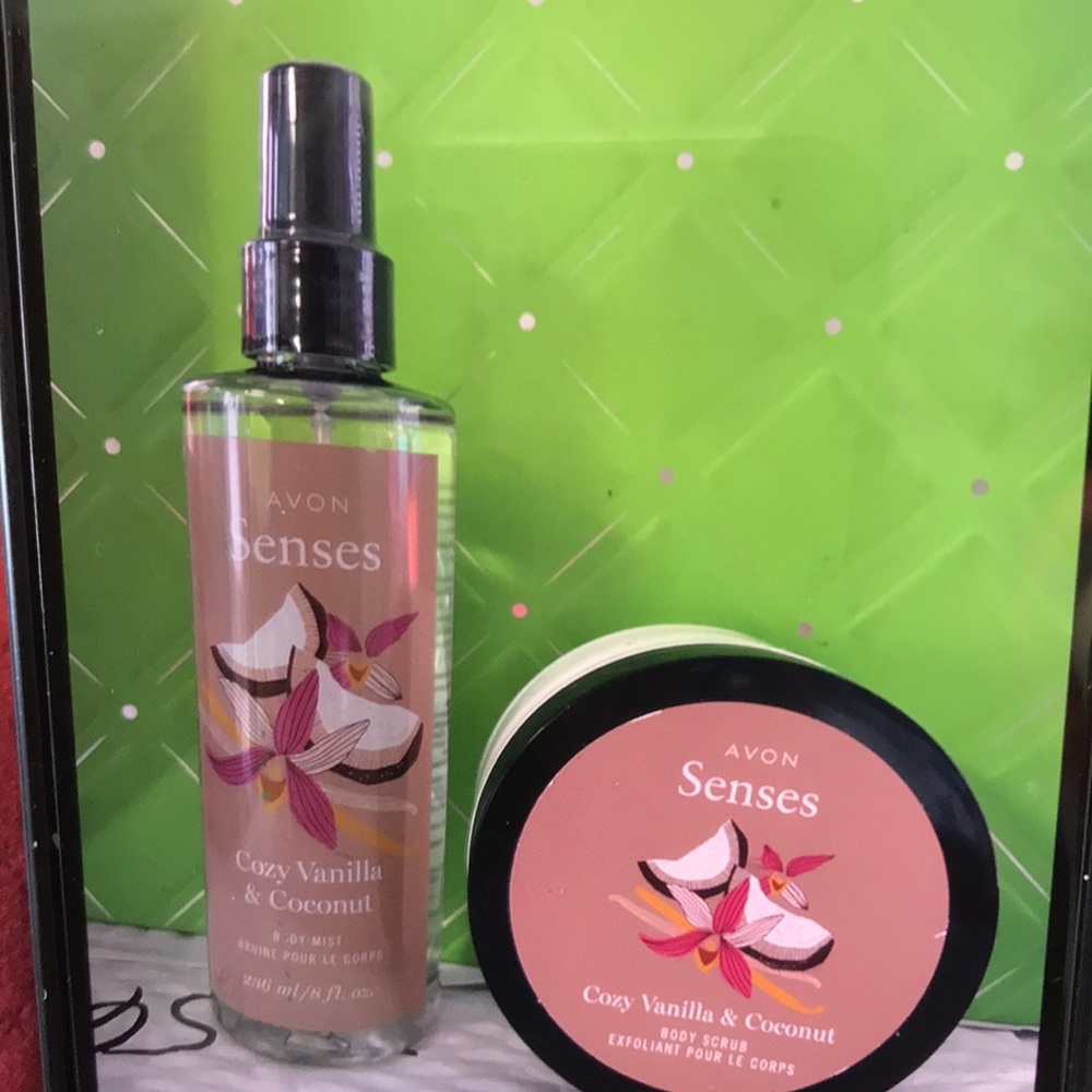 Avon Senses Cozy Vanilla & Coconut 🥥